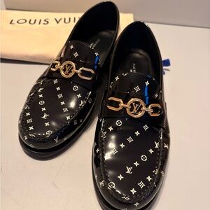Louis Vuitton Black Patent Monogram Loafers with Gold LV Hardware